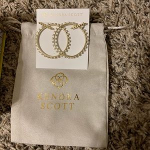 Kendra Scott Charlie Grace Hoop Earrings in Gold